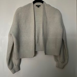 wild fable, Size Small, White.